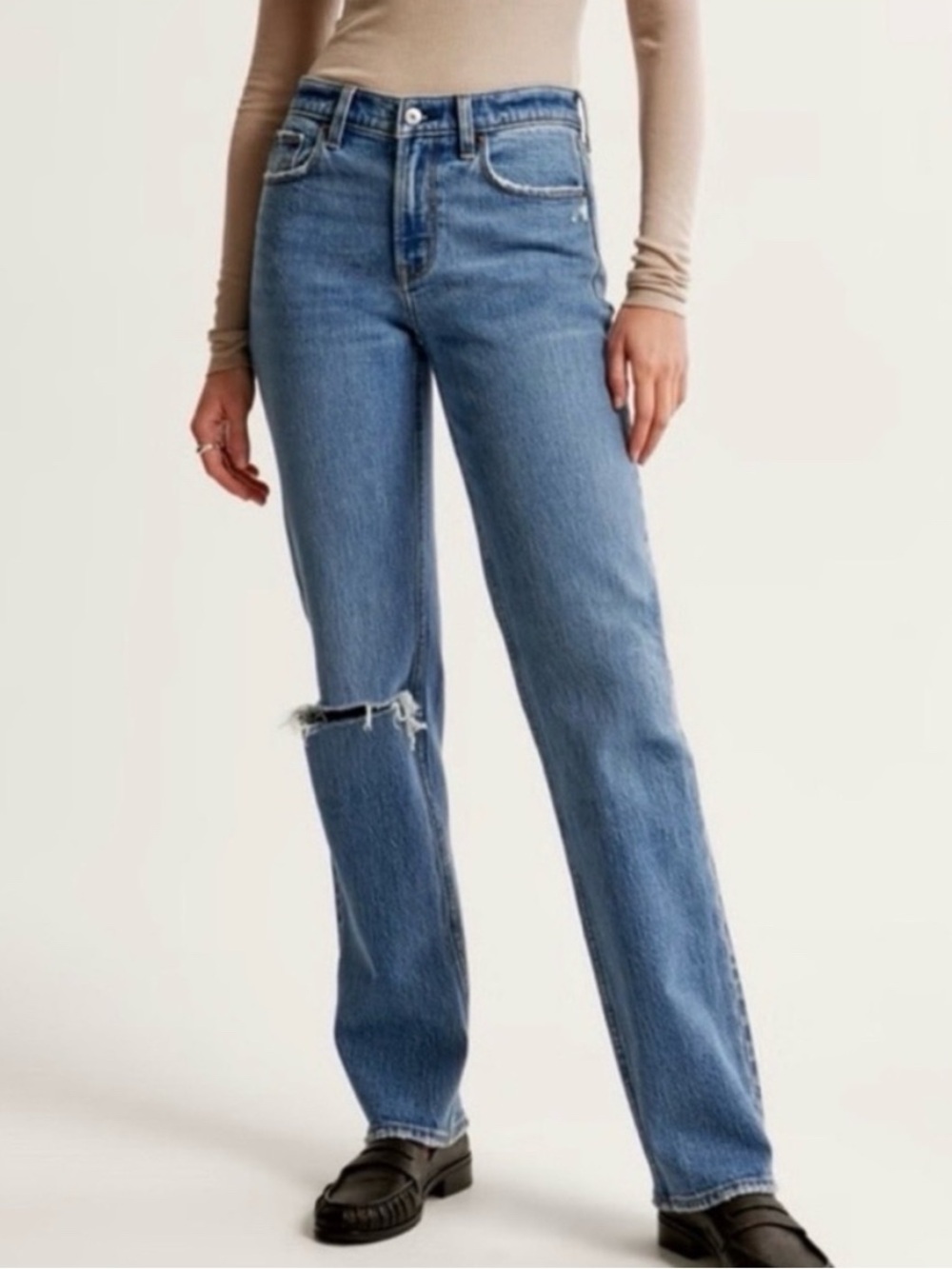 Abercrombie & Fitch ‘90s Straight Mid Rise Jeans